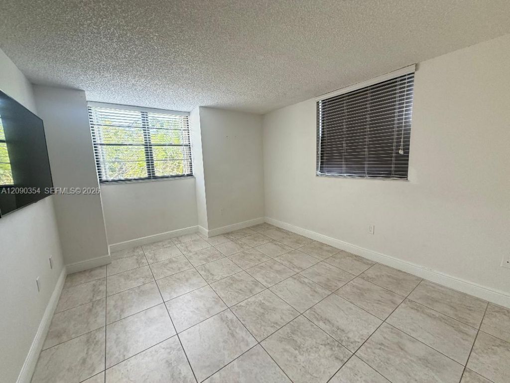 10975 SW 107th St, Unit 313, Miami, FL 33176 Photo