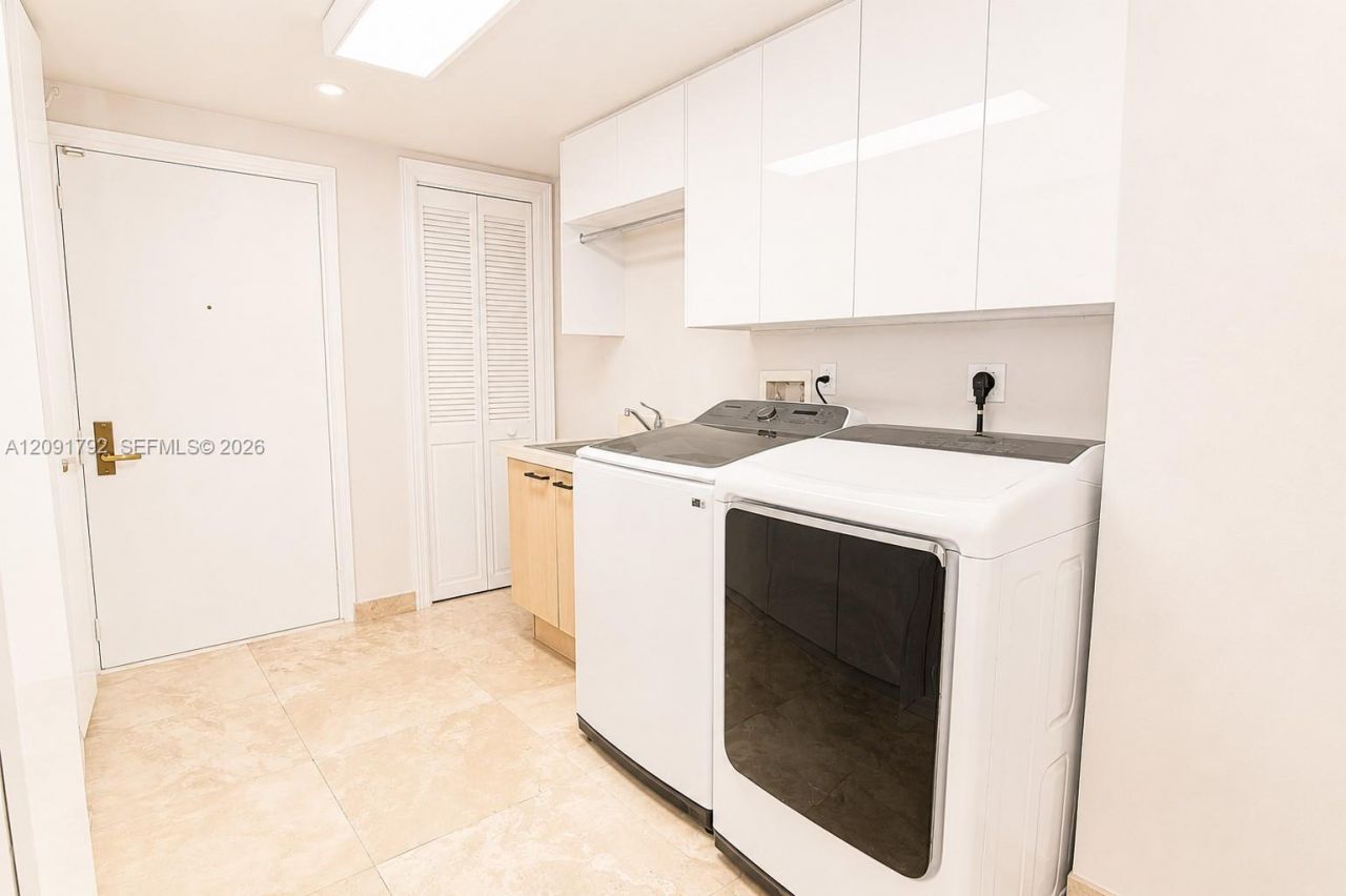 430 Grand Bay Dr , Unit 606, Key Biscayne, FL 33149 Photo
