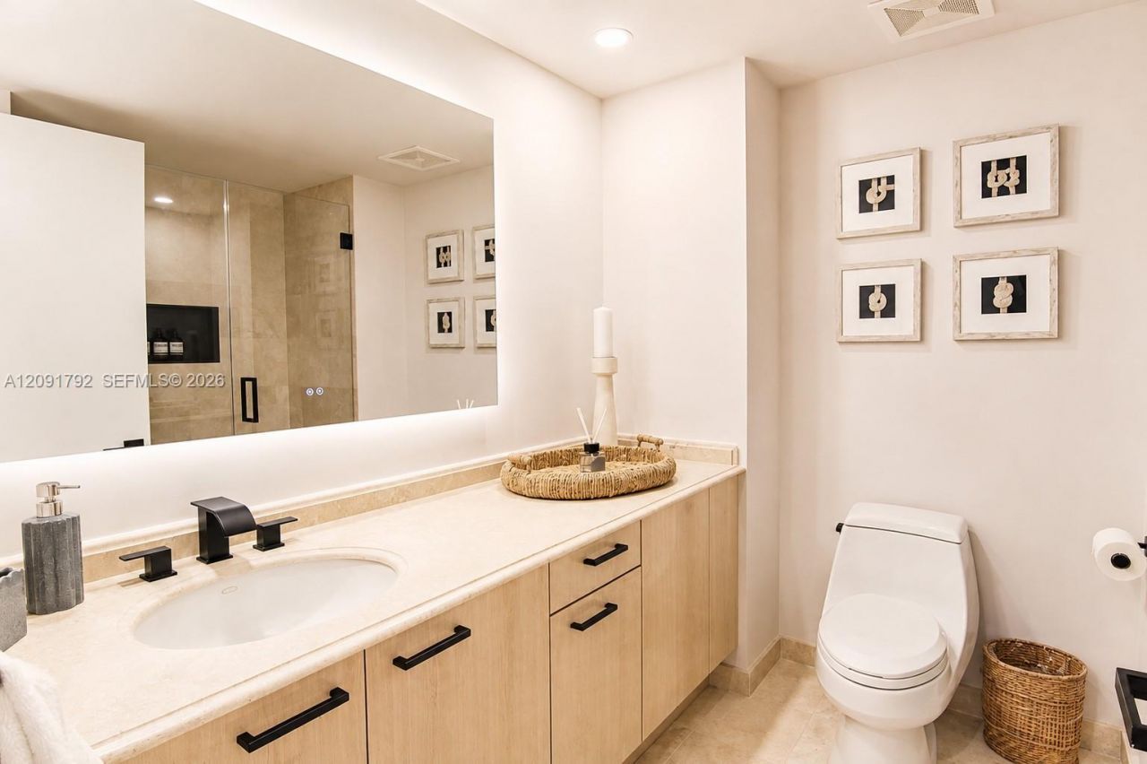 430 Grand Bay Dr , Unit 606, Key Biscayne, FL 33149 Photo