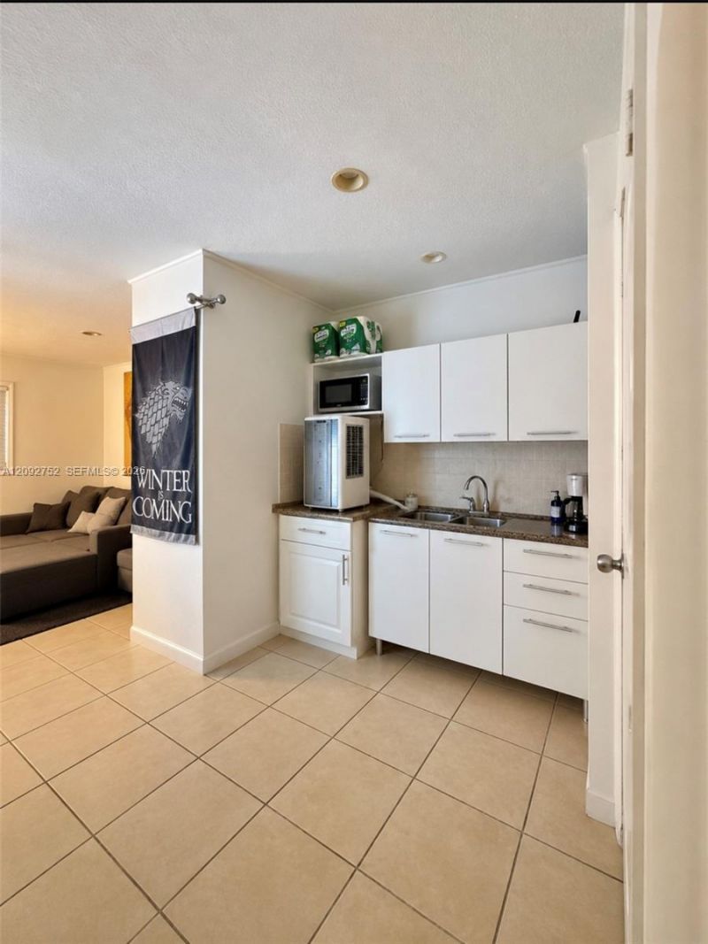 4300 NW 183rd St, Miami Gardens, FL 33055 Photo