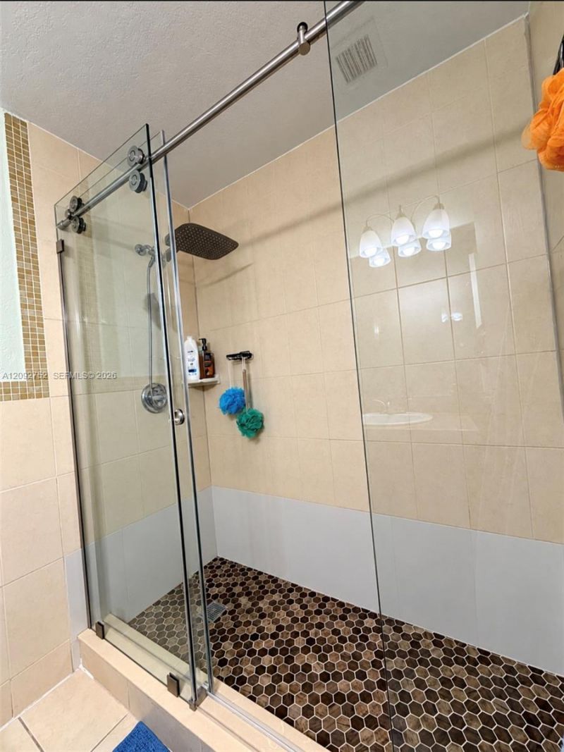 4300 NW 183rd St, Miami Gardens, FL 33055 Photo