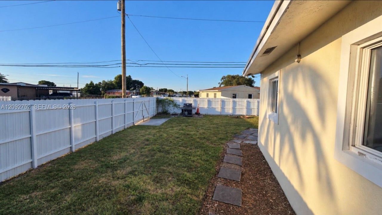 4300 NW 183rd St, Miami Gardens, FL 33055 Photo