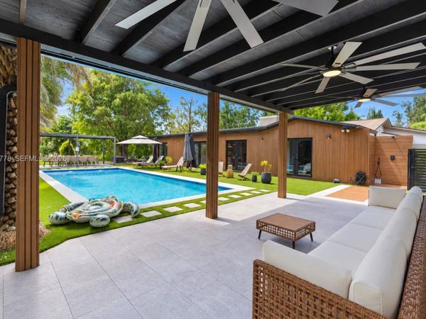 4100 SW 102nd Ave , Davie, FL 33328