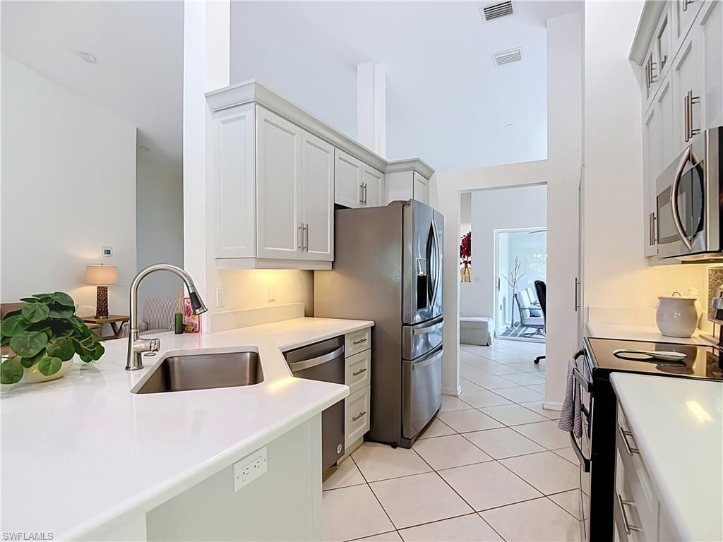 5600 Northboro Dr , Unit 201, Naples, FL 34110 Photo