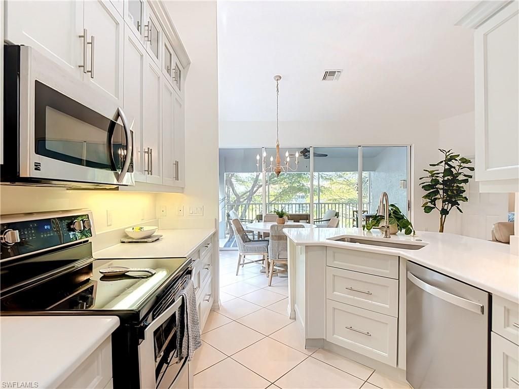 5600 Northboro Dr , Unit 201, Naples, FL 34110 Photo