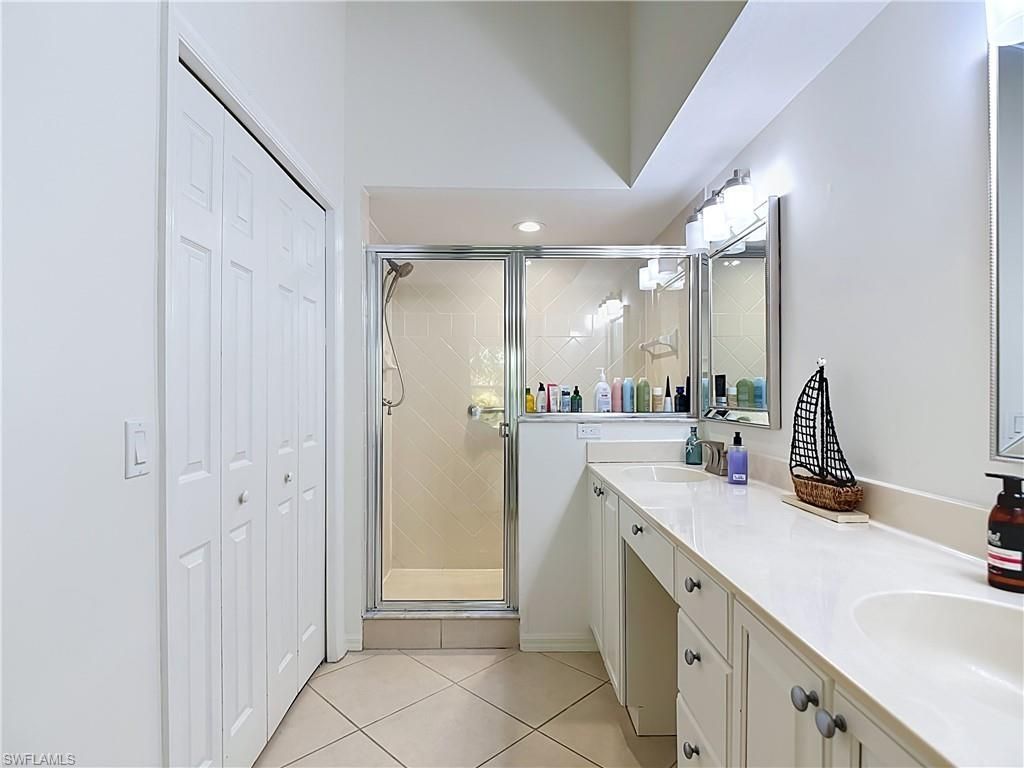 5600 Northboro Dr , Unit 201, Naples, FL 34110 Photo