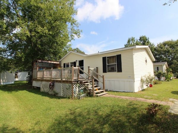 510 Folly Estates Dr., Myrtle Beach, SC 29588