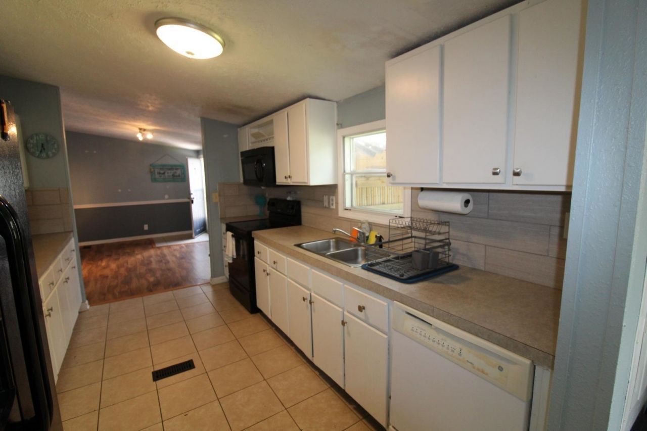 510 Folly Estates Dr. Photo 11