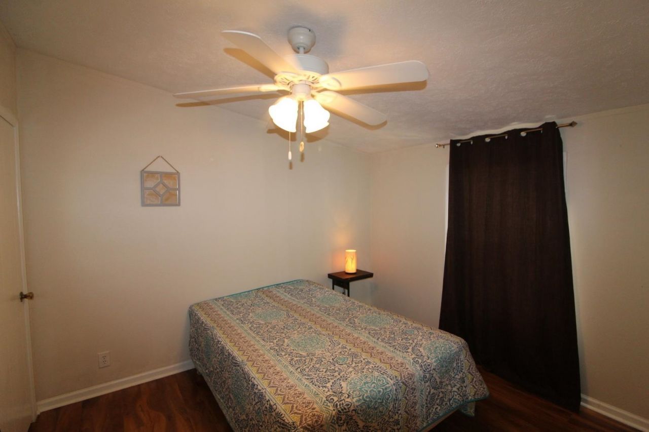 510 Folly Estates Dr. Photo 20