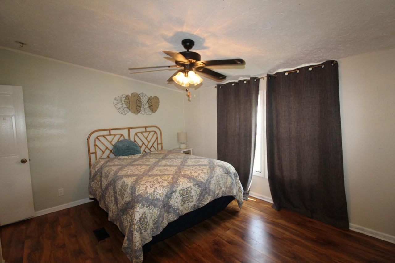 510 Folly Estates Dr. Photo 25