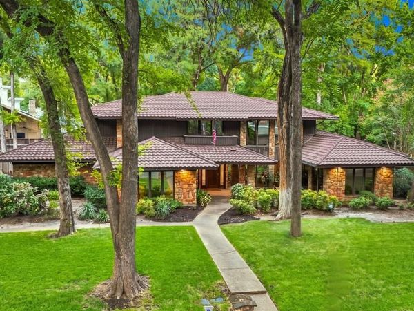 4829 Overton Woods Drive, Fort Worth, TX 76109