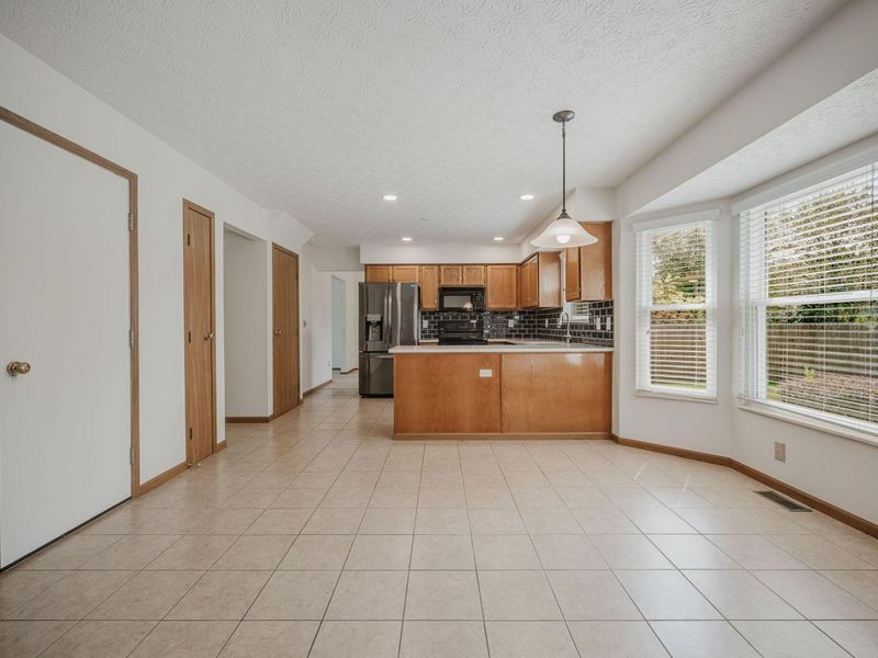 4489 Woodstream Drive, Columbus, OH 43230 Photo 17