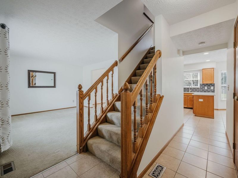 4489 Woodstream Drive, Columbus, OH 43230 Photo 5