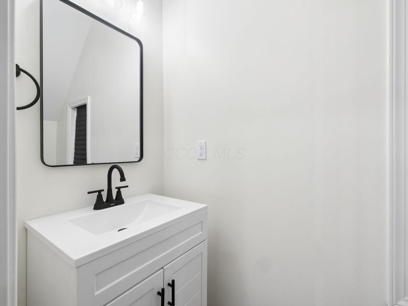180 E Morrill Avenue, Columbus, OH 43207 Photo 8
