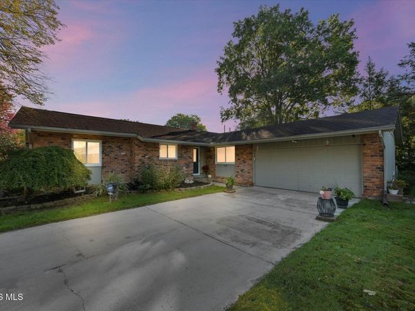 3789 Linden Green Drive, Toledo, OH 43614
