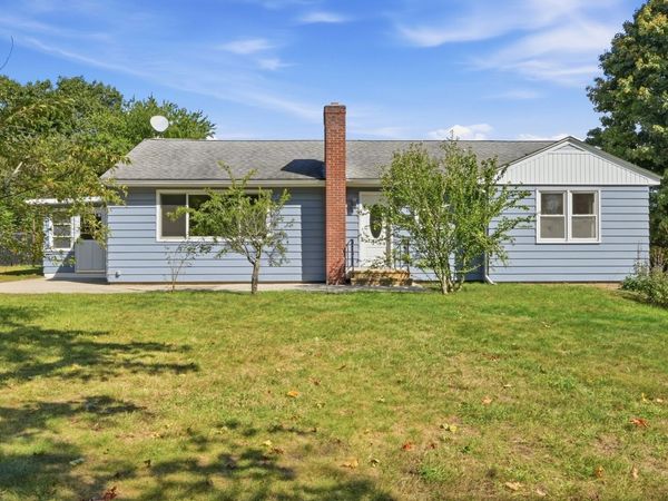 107 South St, East Brookfield, MA 01515