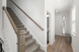 217 Old Grove Avenue photo 4