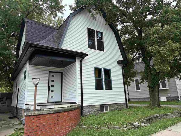 320 N Governor St, Iowa City, IA 52245