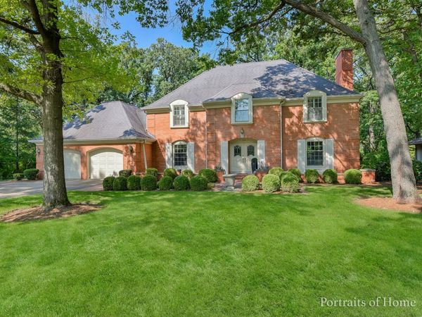 34 Sheffield Lane , Oak Brook, IL 60523