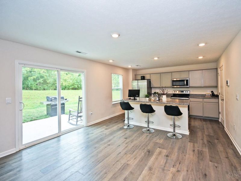 102 River Heights Drive, New Richmond, OH 45157 Photo 9