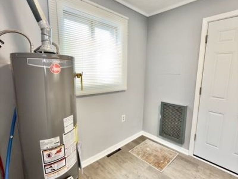 14208 Clifford Avenue, Cleveland, OH 44135 Photo 8