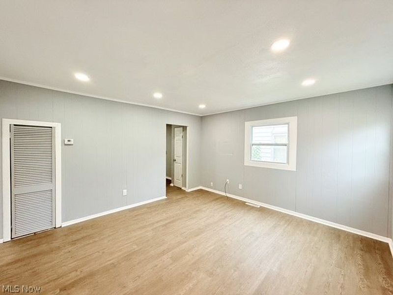 14208 Clifford Avenue, Cleveland, OH 44135 Photo 9