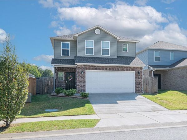 305 Poppy Street , Lowell, AR 72745