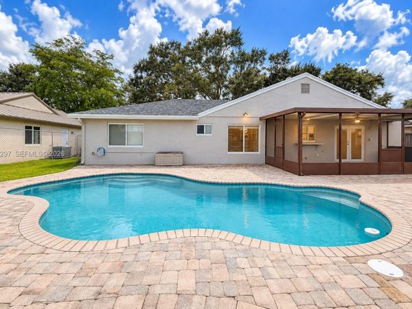 11655 SW 50th St , Cooper City, FL 33330