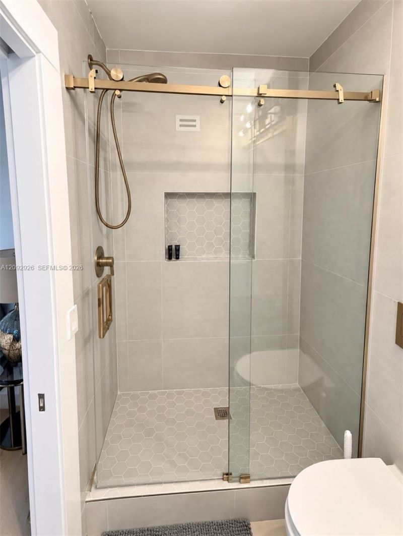 2301 Collins Ave , Unit 1019, Miami Beach, FL 33139 Photo