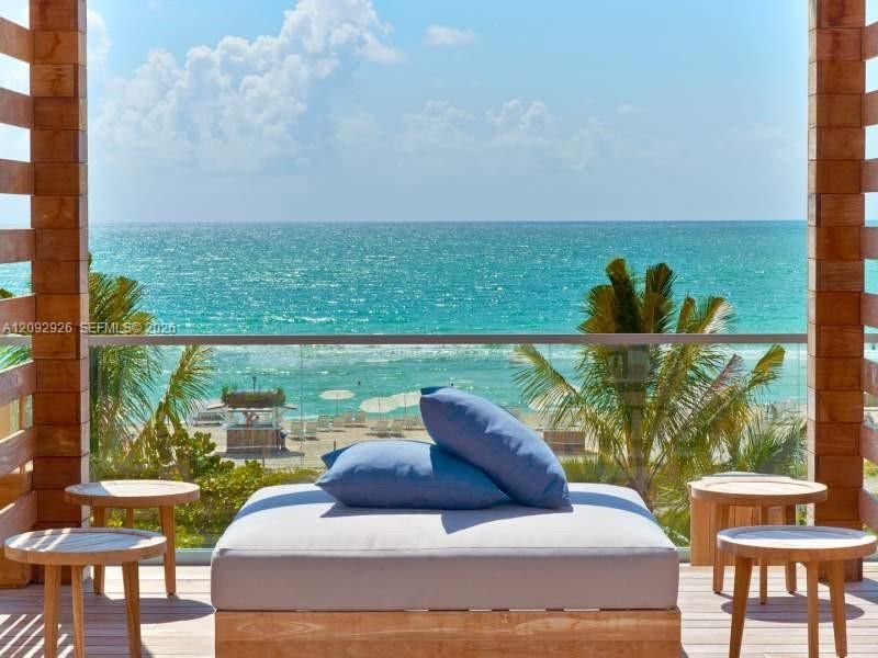 2301 Collins Ave , Unit 1019, Miami Beach, FL 33139 Photo