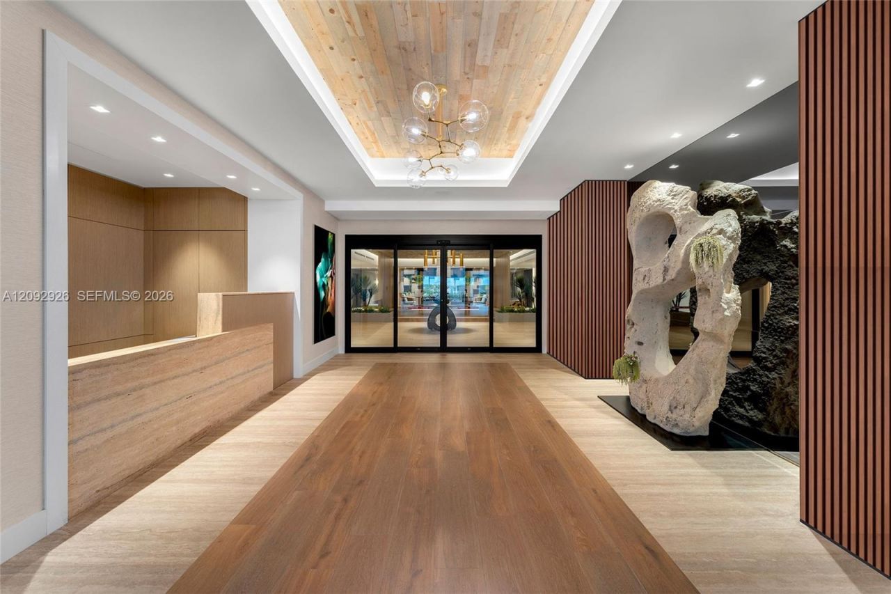 2301 Collins Ave , Unit 1019, Miami Beach, FL 33139 Photo