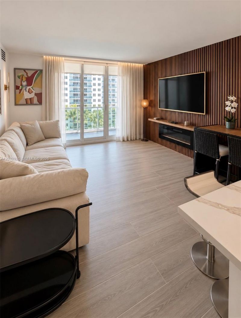2301 Collins Ave , Unit 1019, Miami Beach, FL 33139 Photo