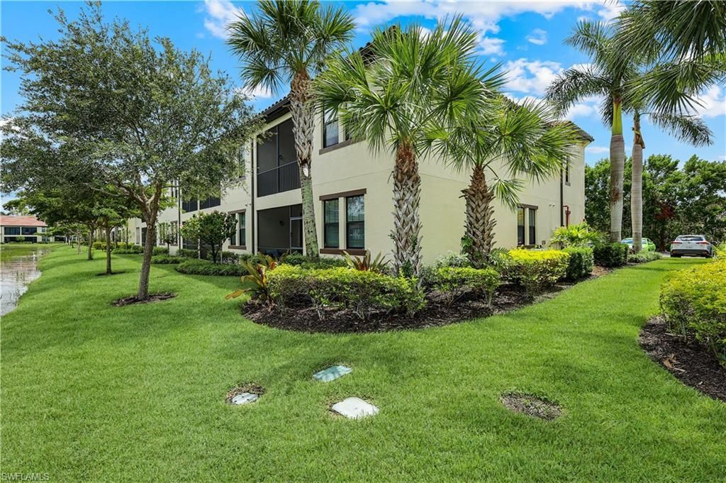 15114 Palmer Lake Cir , Unit 203, Naples, FL 34109 Photo