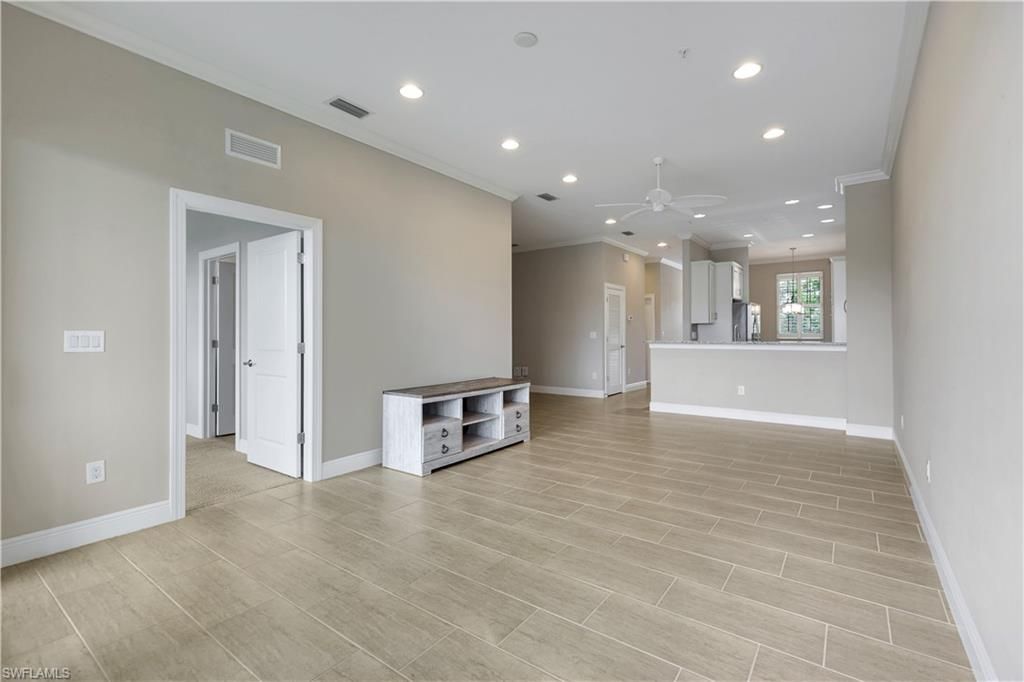 15114 Palmer Lake Cir , Unit 203, Naples, FL 34109 Photo