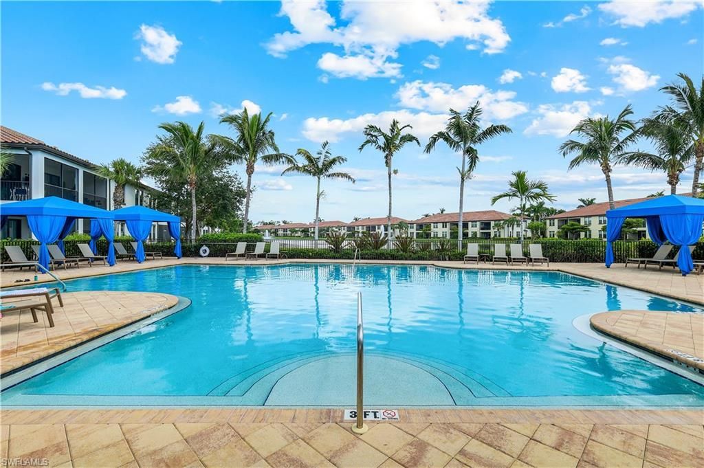 15114 Palmer Lake Cir , Unit 203, Naples, FL 34109 Photo