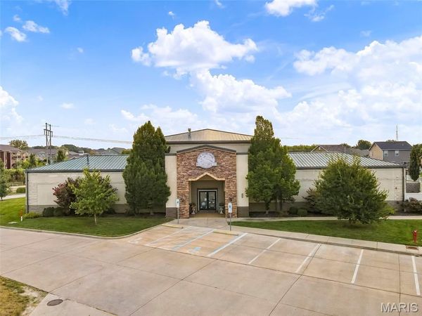 1010 Miralago Way, Cottleville, MO 63376