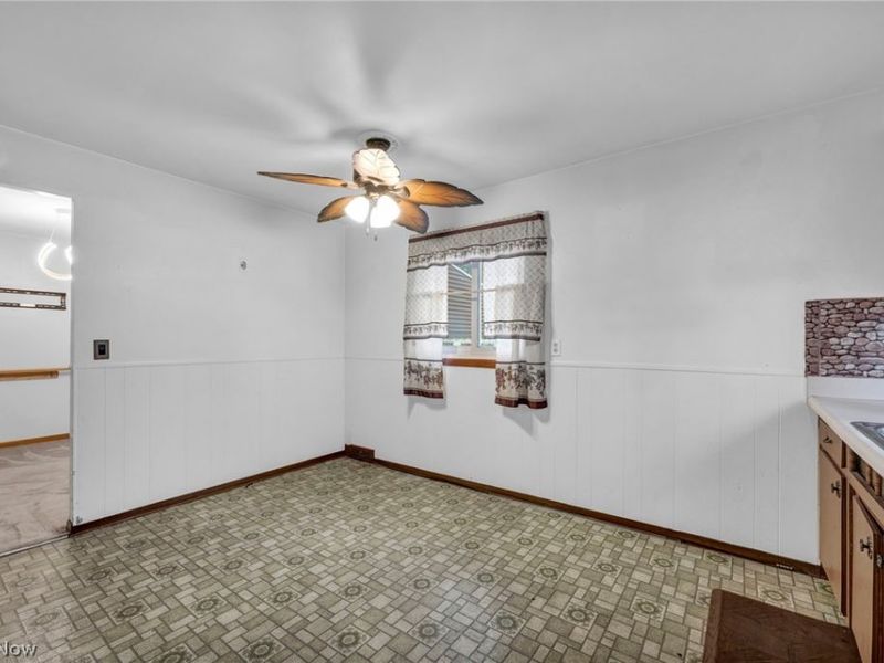 24560 Stephen Avenue, Euclid, OH 44123 Photo 15