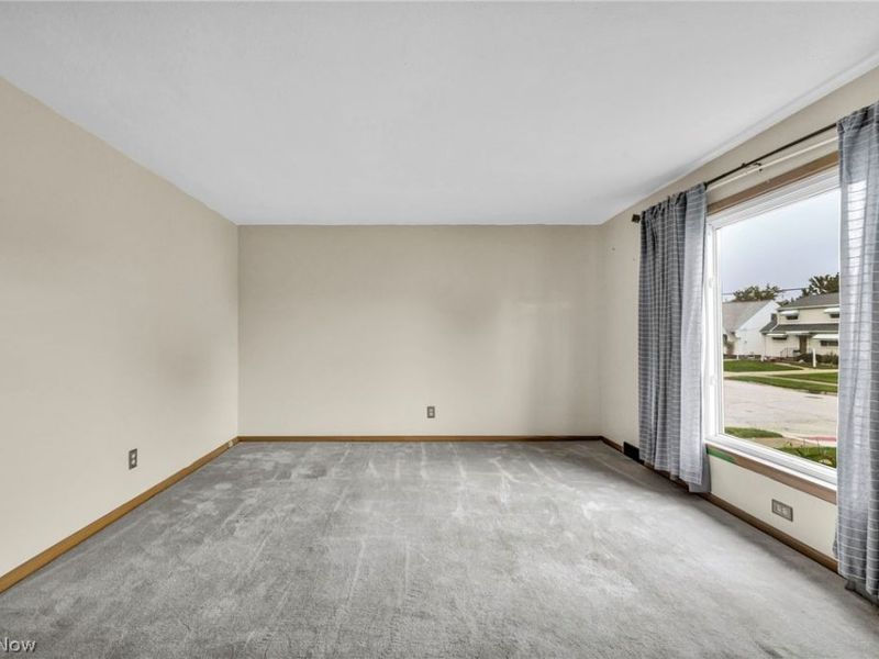 24560 Stephen Avenue, Euclid, OH 44123 Photo 7