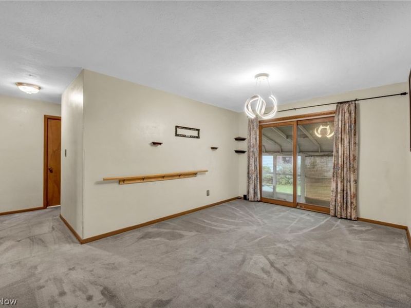 24560 Stephen Avenue, Euclid, OH 44123 Photo 9