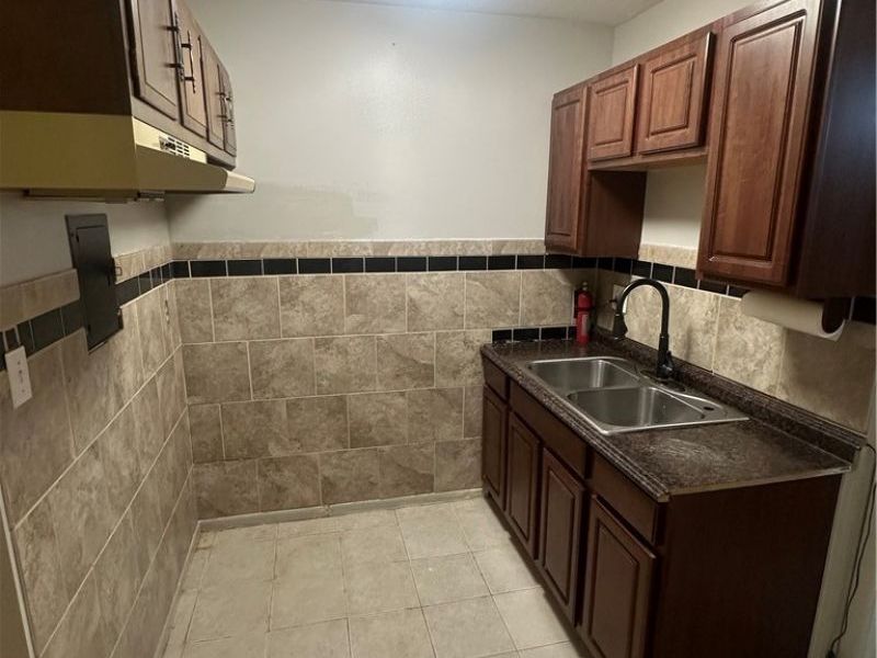 16000 Maple Heights Boulevard, Unit 102, Maple Heights, OH 44137 Photo 13