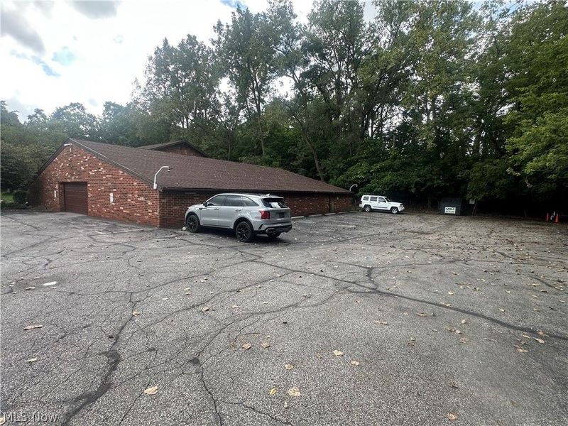 16000 Maple Heights Boulevard, Unit 102, Maple Heights, OH 44137 Photo 30
