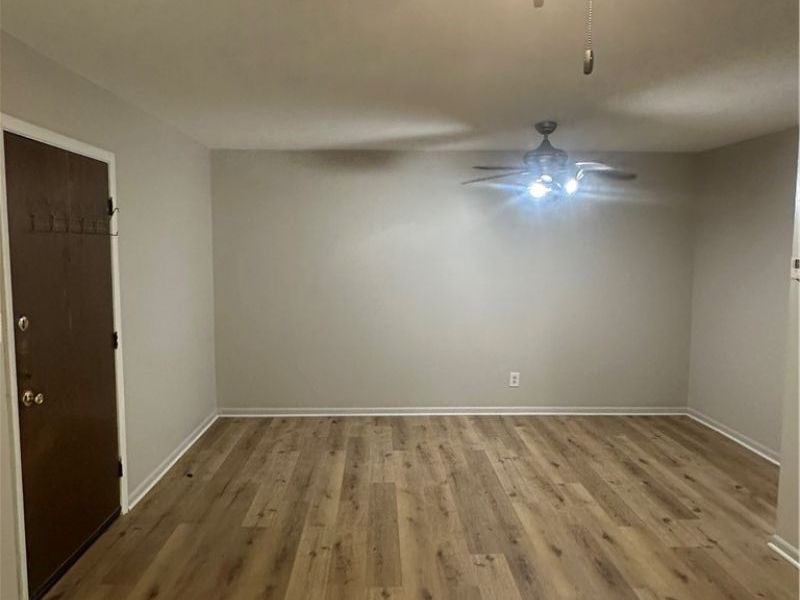 16000 Maple Heights Boulevard, Unit 102, Maple Heights, OH 44137 Photo 9