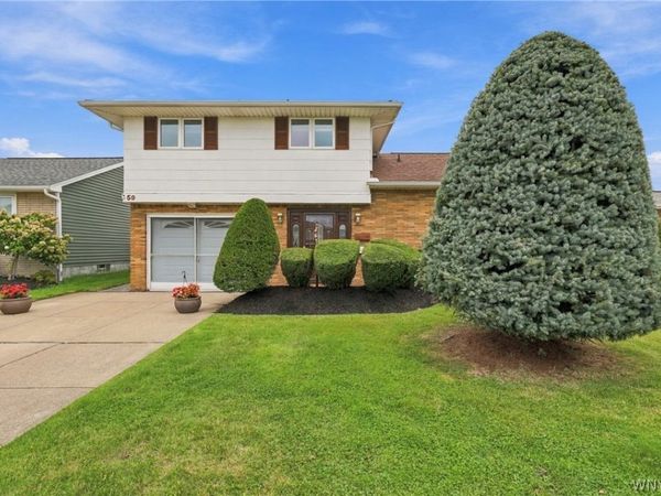 59 Fairoaks Lane, Buffalo, NY 14227