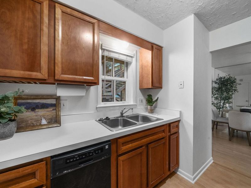 253 E Kossuth Street, Unit A, Columbus, OH 43206 Photo 22