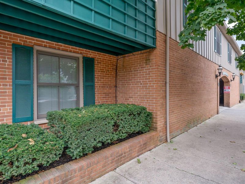 253 E Kossuth Street, Unit A, Columbus, OH 43206 Photo 28