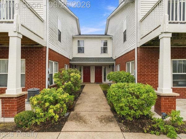 1661 Welland Street, Howell, Mi 48855