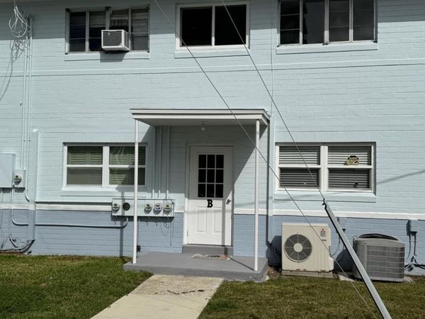 500 S Beach Street, Unit B2, Daytona Beach, FL 32114