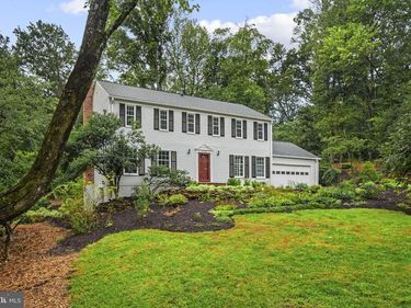 11231 HUNTING HORN LANE, RESTON, VA 20191