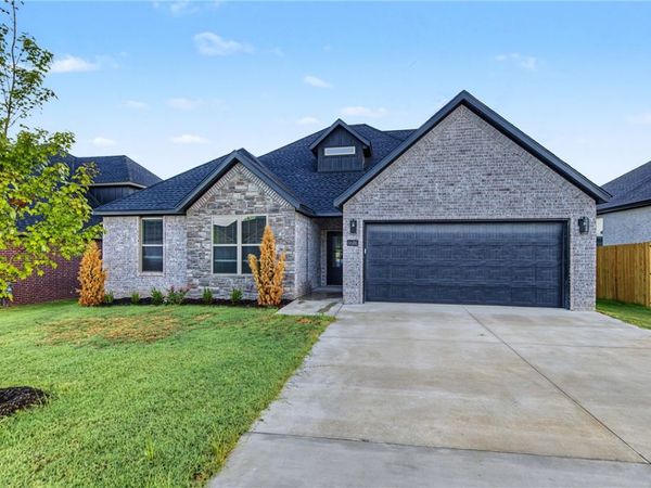 6606 SW Orange Avenue , Bentonville, AR 72713