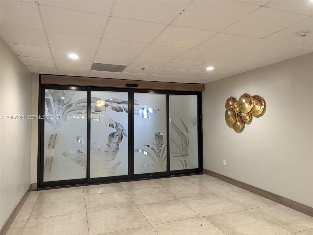 3701 N Country Club Dr, Unit 1807, Aventura, FL 33180 Photo